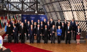 俄罗斯450:0全票通过，普京随时准备“以牙还牙”，万斯：乌克兰战胜俄罗斯是幻想