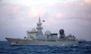 当着19国军队的面，解放军舰队南下，让美军经历“耻辱时刻”