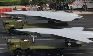 斜角甲板，两条电弹！网上热议的“077型两攻”是真的吗？