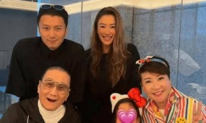 谢霆锋生日和父母聚会！谢贤老到不敢认，狄波拉涂绿指甲油似少女