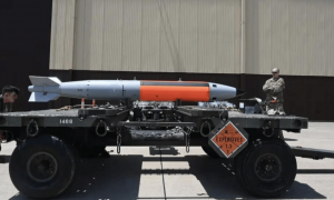 数十发核弹被锁定，豪言抹掉莫斯科的比利时，无奈承认守不住一座基地