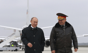 绍伊古死里逃生，躲过乌克兰的斩首行动，揪出3名内奸，俄军发起猛烈报复