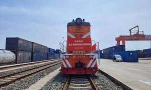 阵风被歼10击落后，法方邀董军上门会谈，美方这才意识到情况不妙