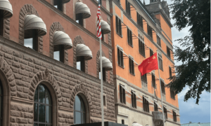 中美经贸会谈在瑞典斯德哥尔摩开始举行