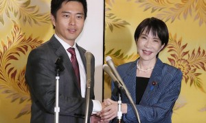 高市早苗首相与失去“刹车”的联盟,结局是“闪婚闪离”?